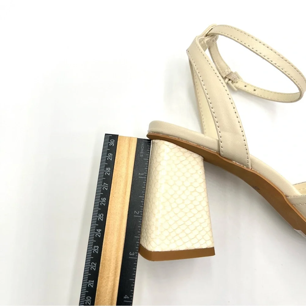 Dolce Vita Womens 7‎ 7M Tiki Cream Leather Square Toe Block Heels Sandals Shoes
